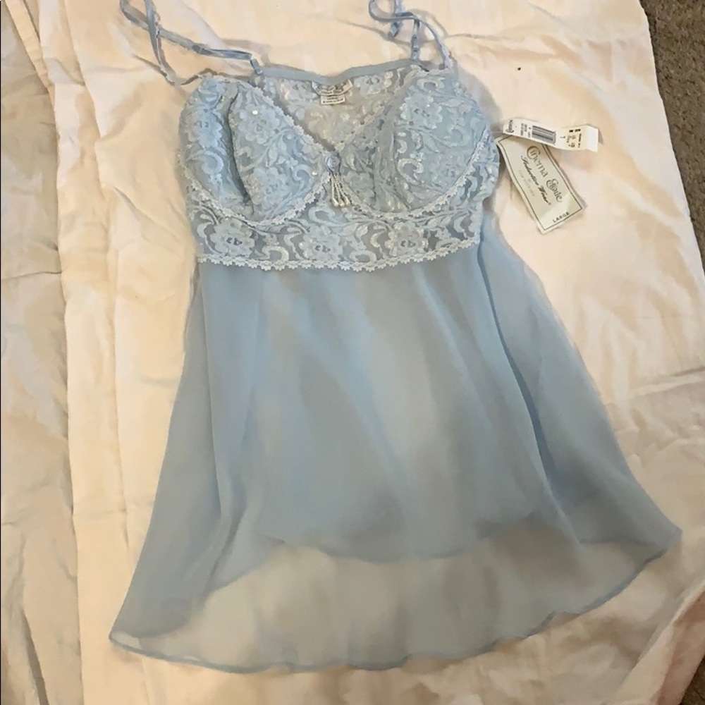 Gorgeous chemise. New with Tags.